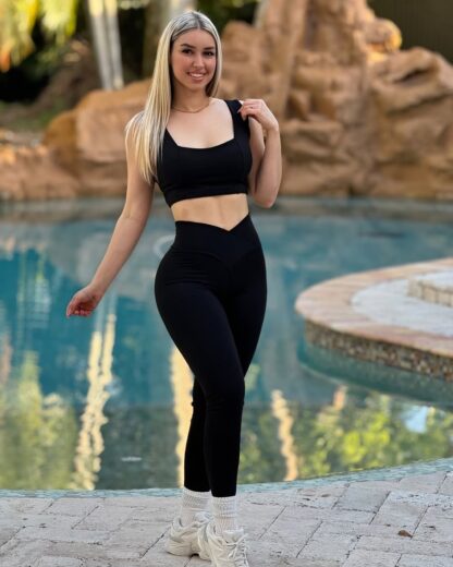 Black Niah V-Cut Workout Set